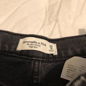 Abercrombie & Fitch The 90's Skinny High Rise Jeans Black Size 29/8R NWT